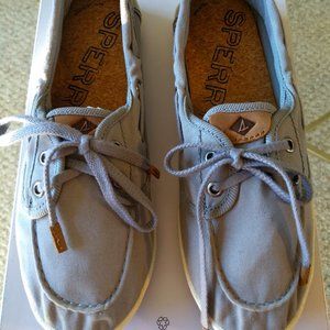 Sperry Boat Shoes Size 6M